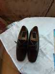 Pantofi din piele.
