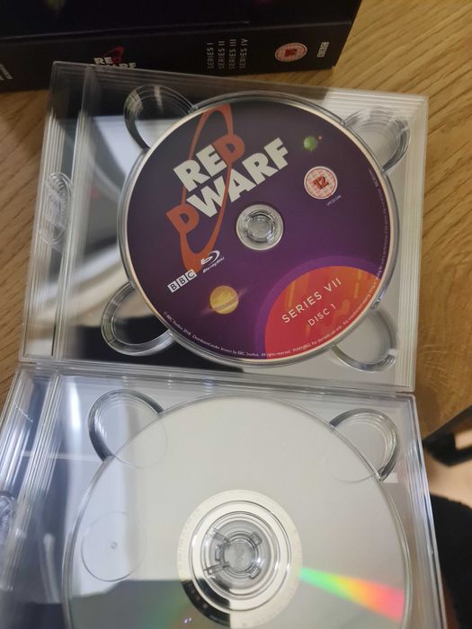 Red Dwarf - Червеното джудже 1-8 blu ray
