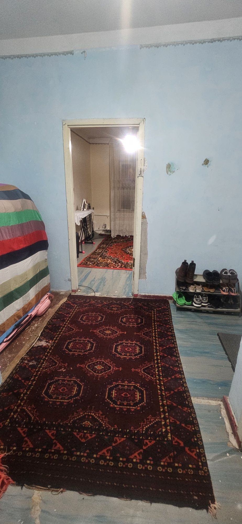 Срочно продаю свою 2-х комнатную квартиру в Чирчике,8 мкр,Чинара