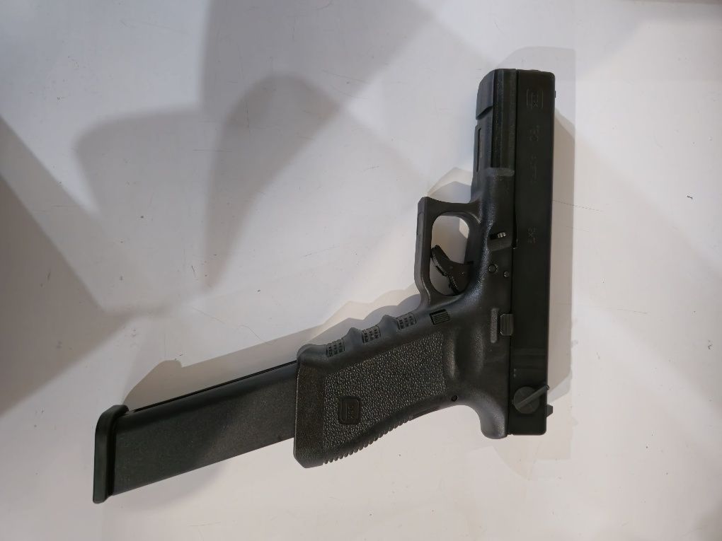 Еърсофт пистолет GLOCK 18C