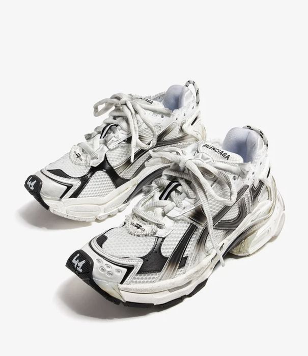 Balenciaga Runner