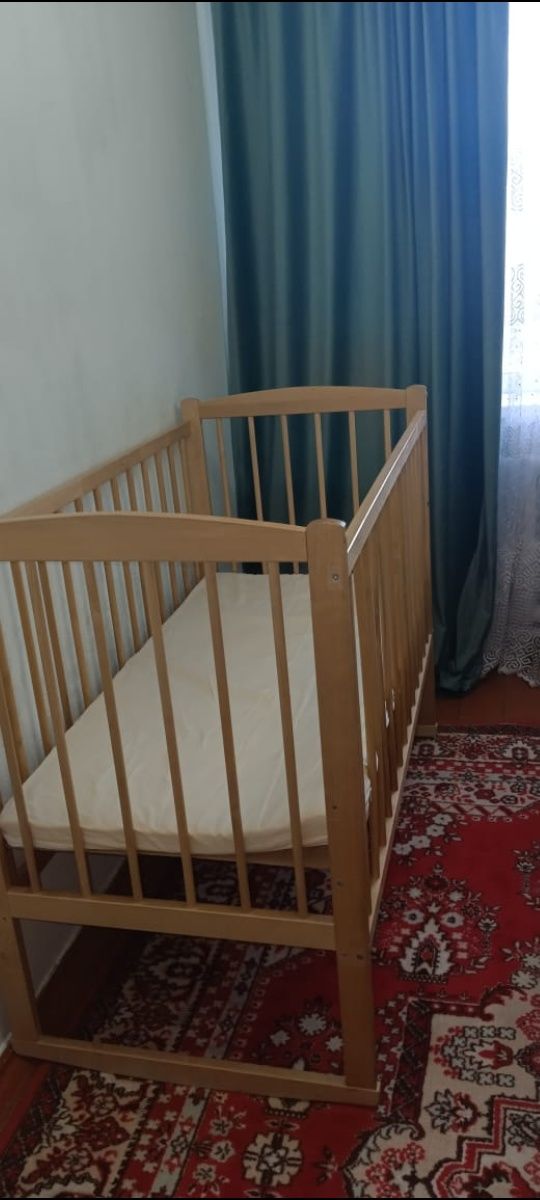 Продам детскую манешку в хорошем состоянии