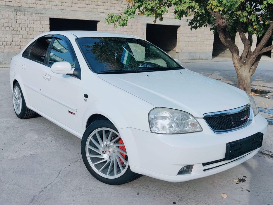 Lasetti 2010 rangi oq