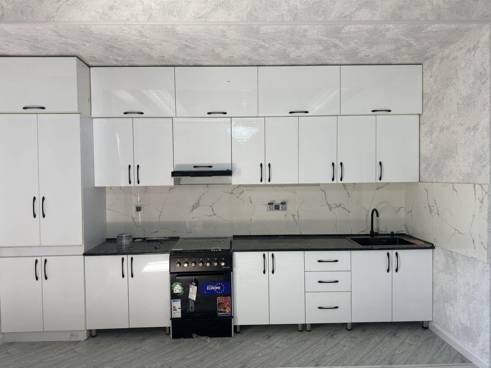 Кухонные гарнитуры из акрила