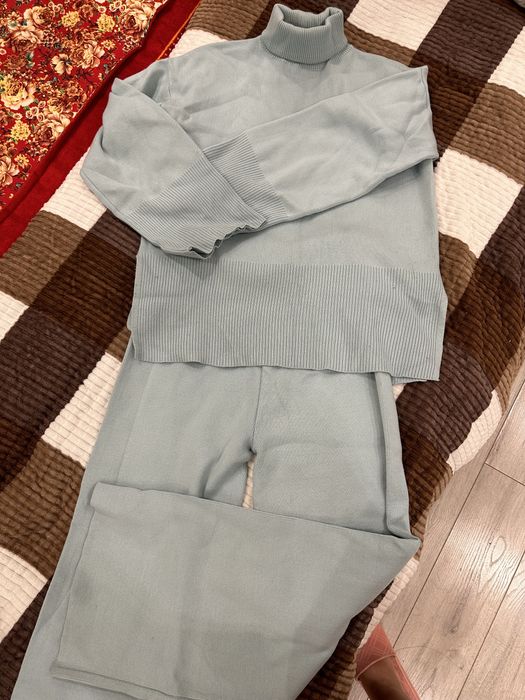 Продам женскую одежду