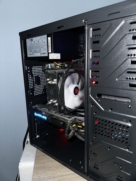 Компютър за лек гейминг / Бюджетен компютър