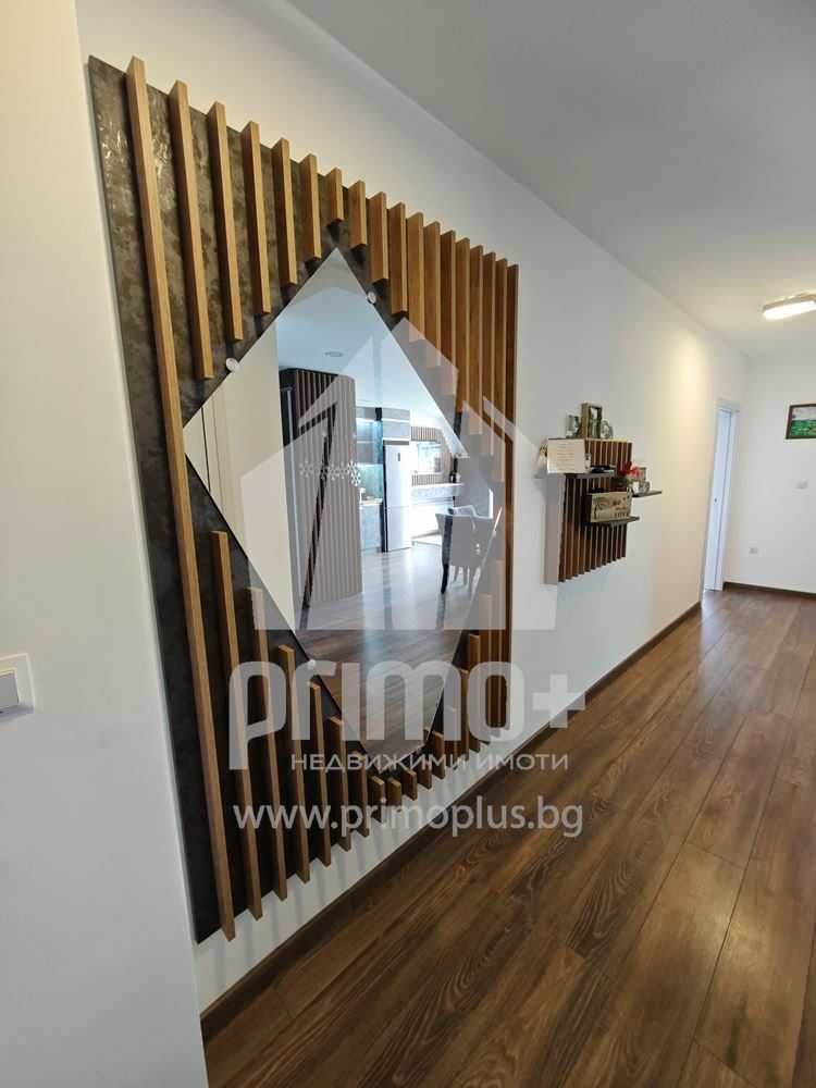 Продава се Тристаен апартамент в Велико Търново, Център - 196 кв.м за 1322 €/кв.м - Снимка #4