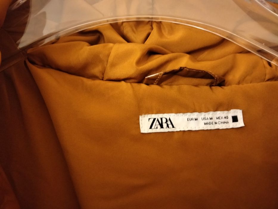 Geaca bărbătească Zara măr. M