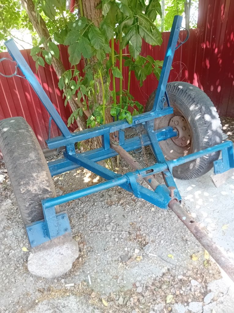 Vând căruță detalii la telefon
