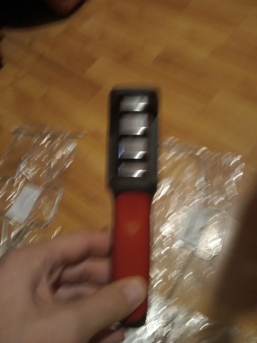 Aparat ascuțit cuțite 3 sloturi și feliator tort 1 sau 2 lame