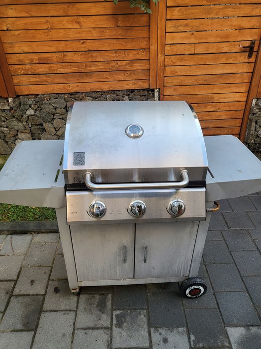 Vând grătar gaz Grill chef