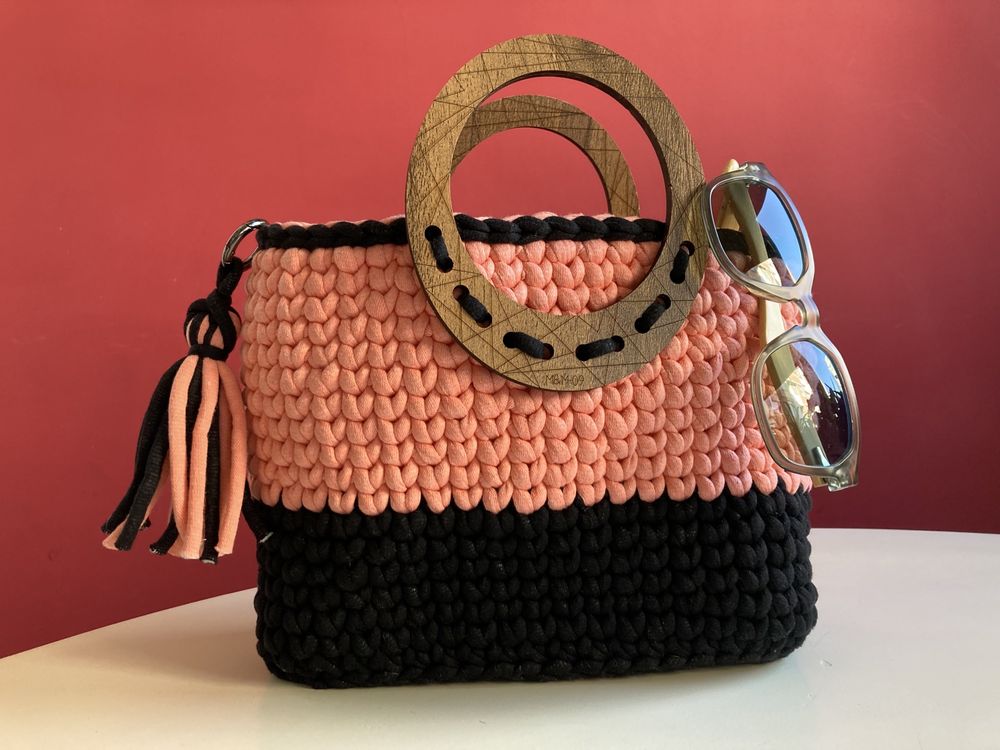 Ръчно плетени дамски чанти и раници Yarn / Макраме