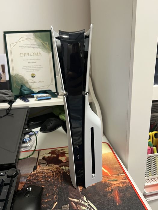 Vand schimb ps5 slim disc cu pc gaming , sau componete pc