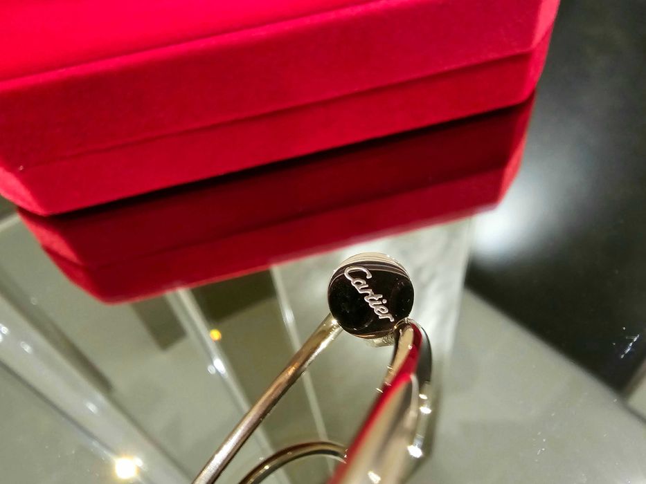 CARTIER Nail Juste un Clou Small Thin Rose Gold Diamonds Гривна Пирон