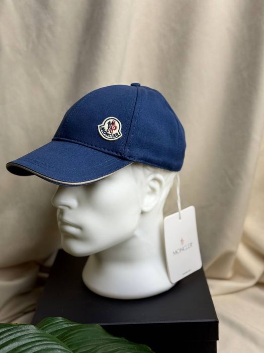 Мужская кепка с логотипом Moncler