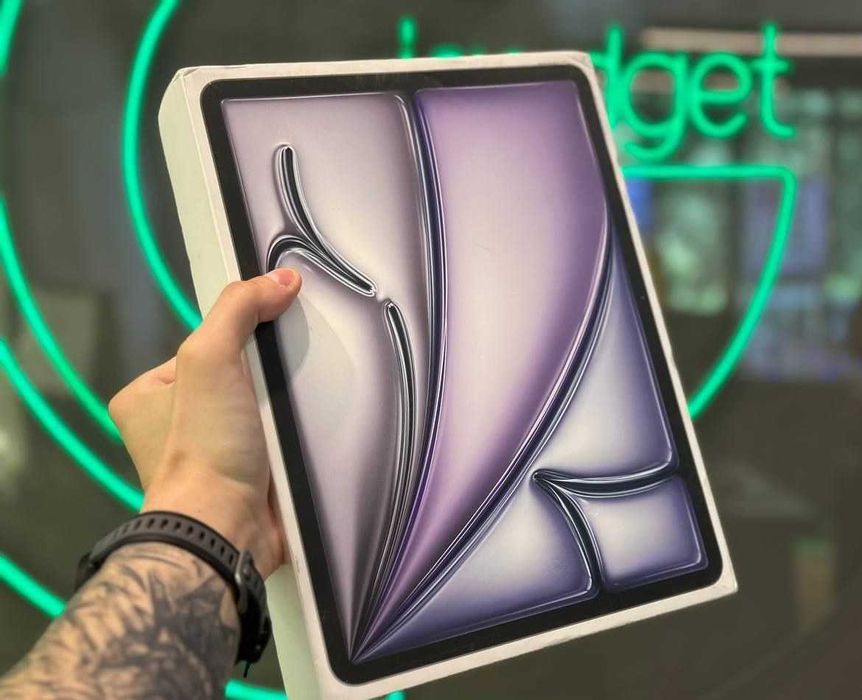 Apple iPad Air 13 128GB Wi-Fi + LTE Space Gray