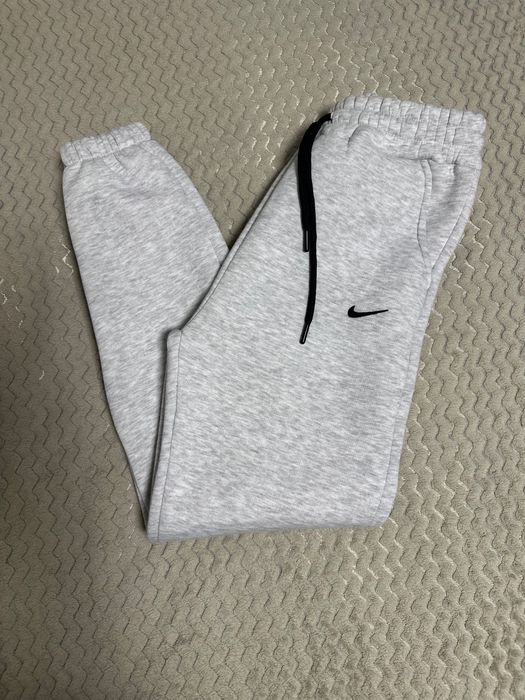 Дамско долнище размери С, М, Л