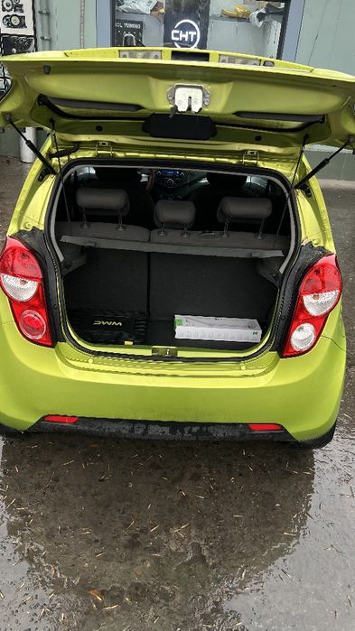 Spark AT sotiladi kraska toza ideal sastyanada