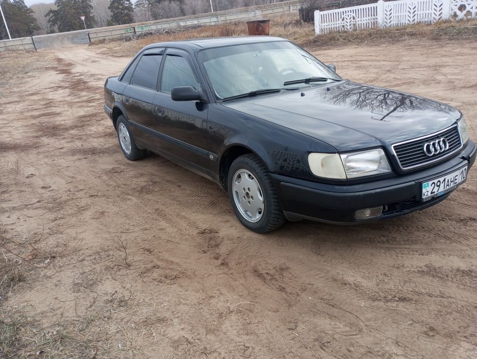 Ауди 100 продам.