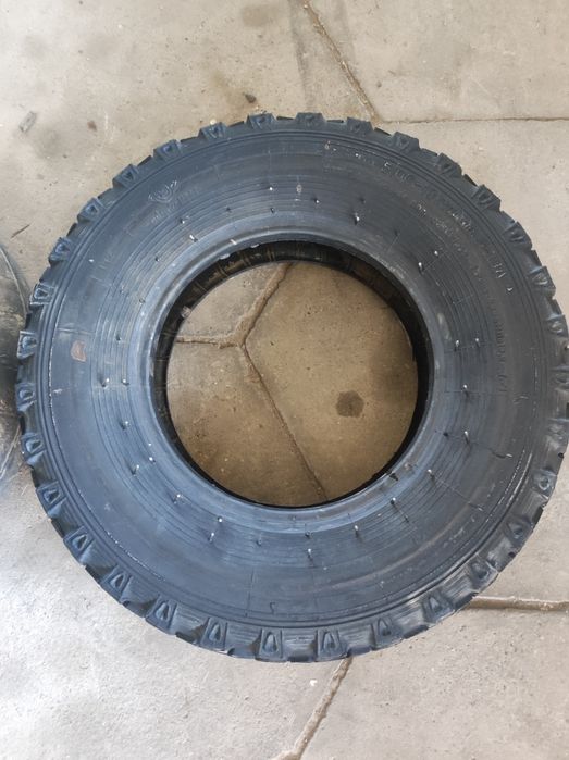 Продаю шины 5. 00/10