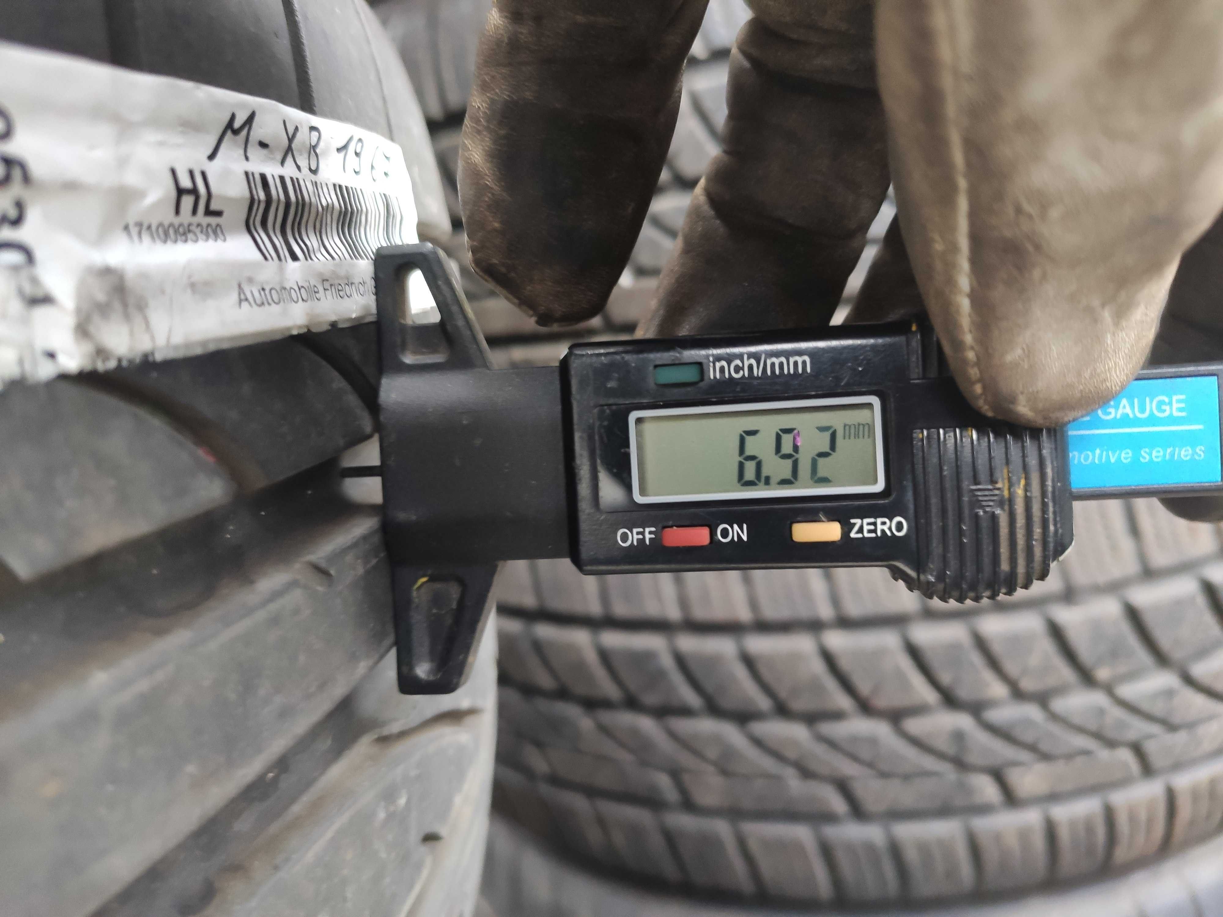 4бр Летни Гуми 205 45 17 - Bridgestone -