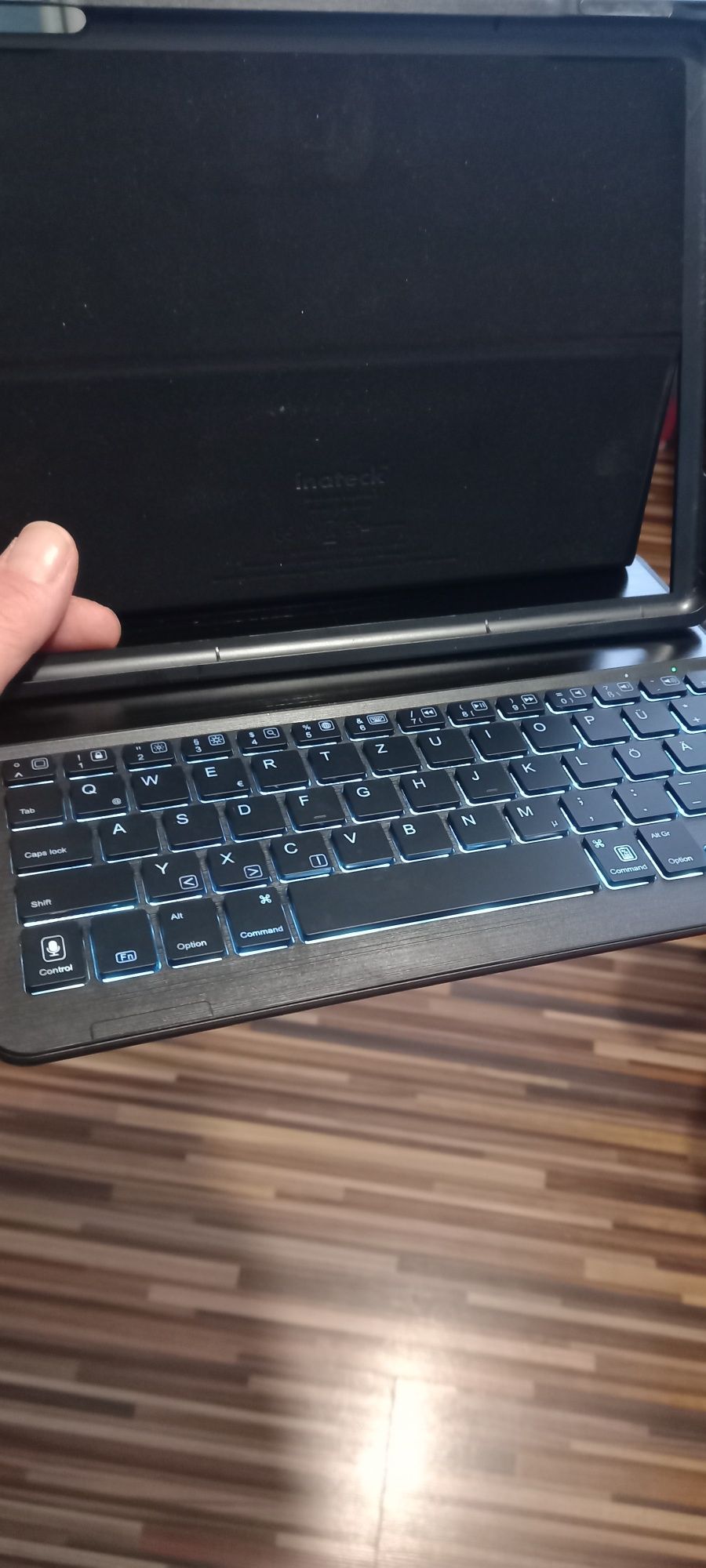 Husa cu tastatura  inateck