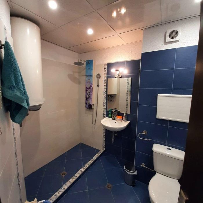 Дава се под наем Двустаен апартамент в София, Лозенец - 56 кв.м за 660 € - Снимка #3