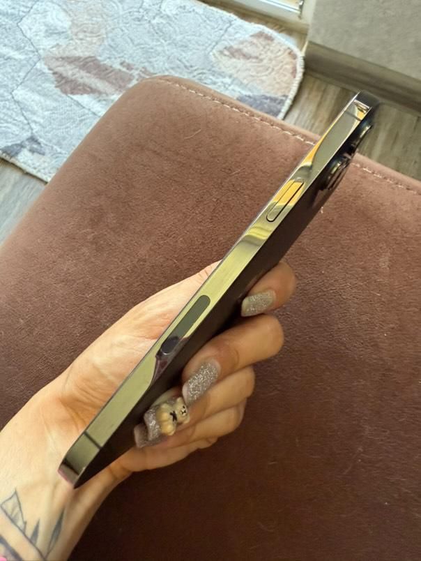 iPhone 12 pro max 128 GB айфон 12 про макс със зарядно