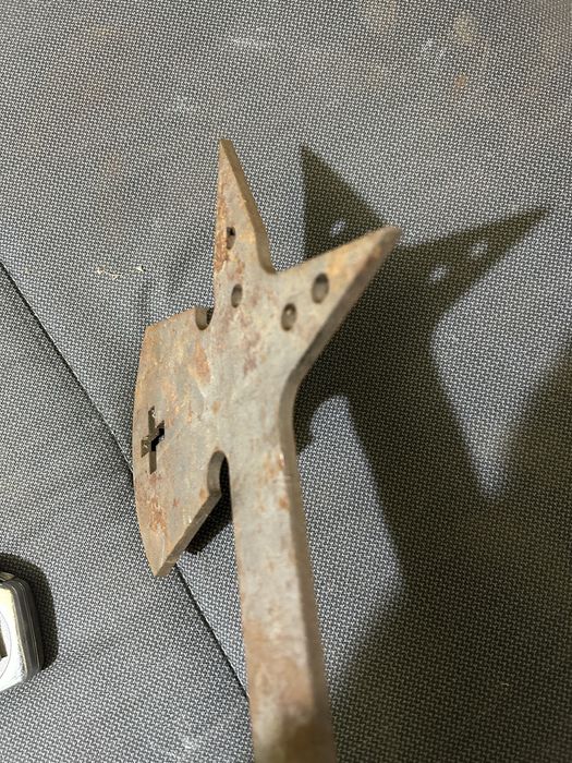 Topoare de aruncat la tinta!