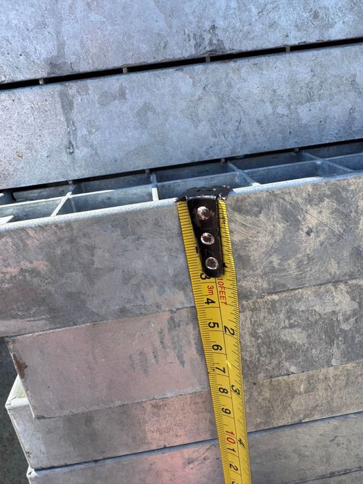 Gratare/Gripaje zincate 4 cm inaltime