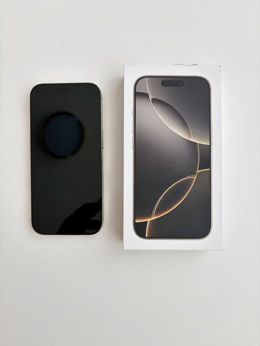 Пордавам iPhone 16 pro с гаранция