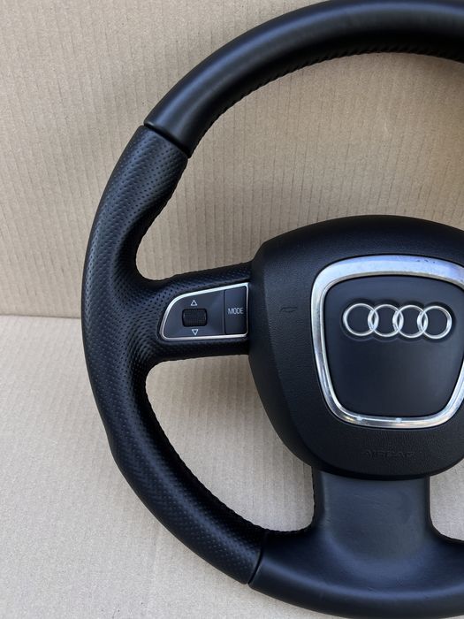 Audi A3 8p Перфектен Мулти Волан.