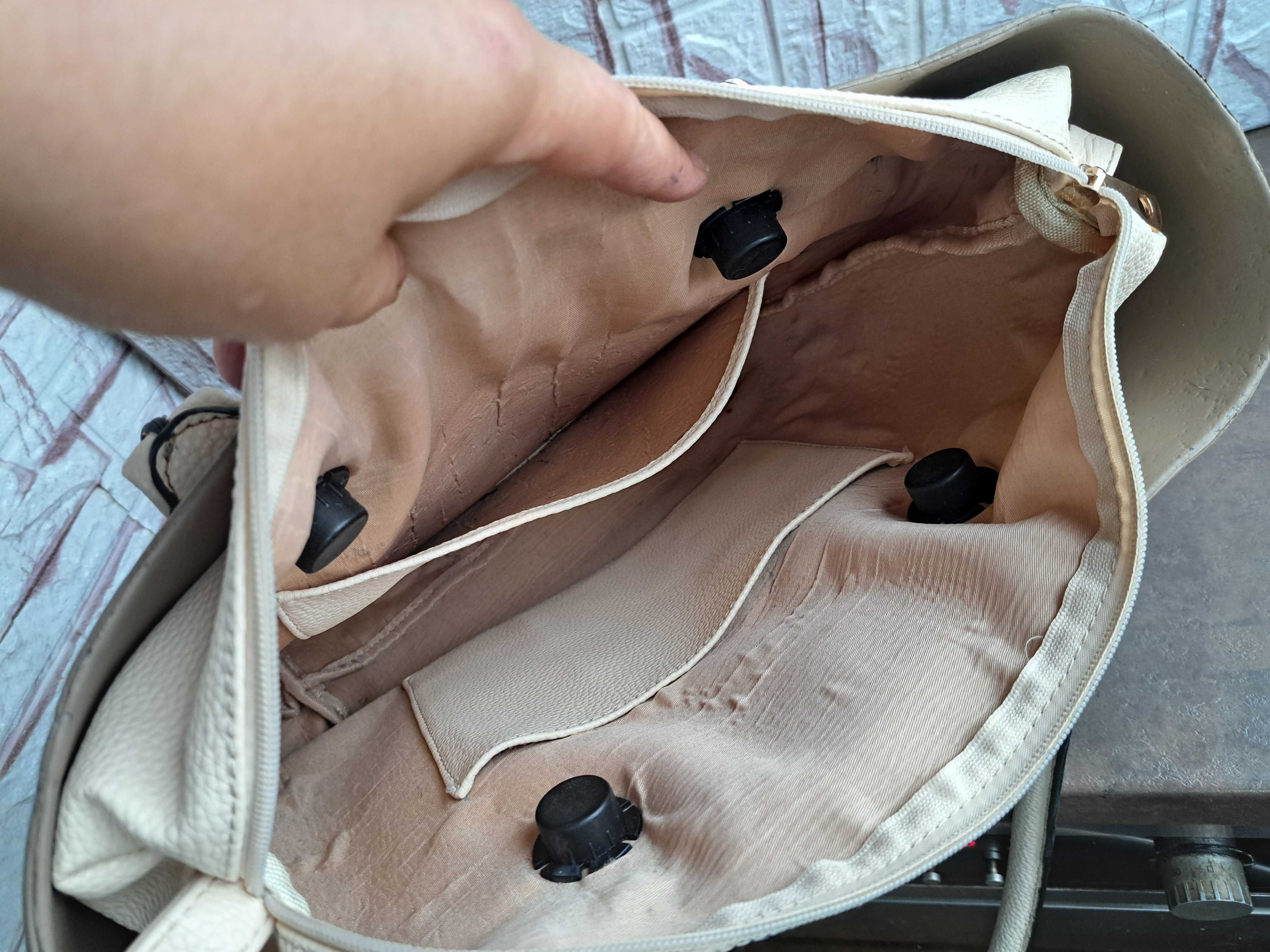 дамска чанта O BAG,бежово ,силиконова,голяма