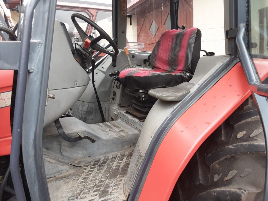 Tractor Massey-Ferguson 85 cp cu Încãrcãtor +cupă