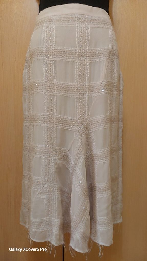 Пола Intrend Max Mara.100% коприна. размер S