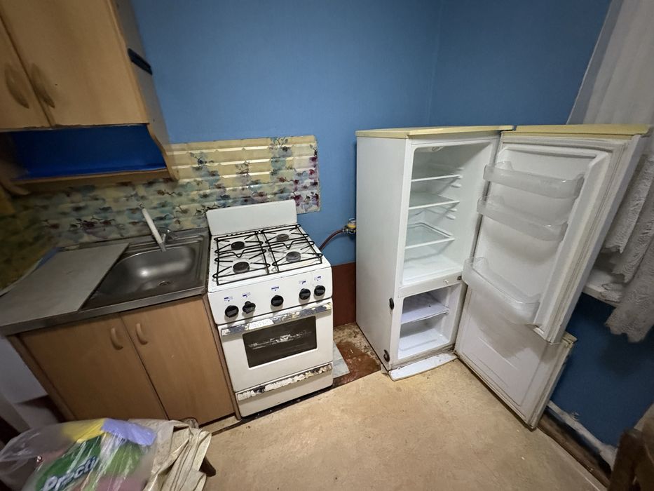 Холожильник плитка раковина