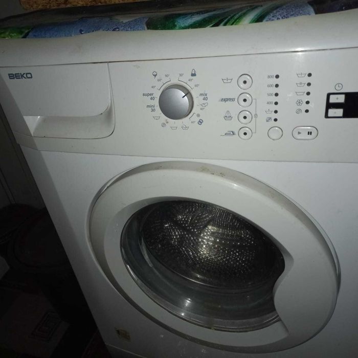 отдам стиральную машину на запчасти