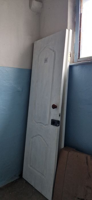 Продам двери ванна туалет
