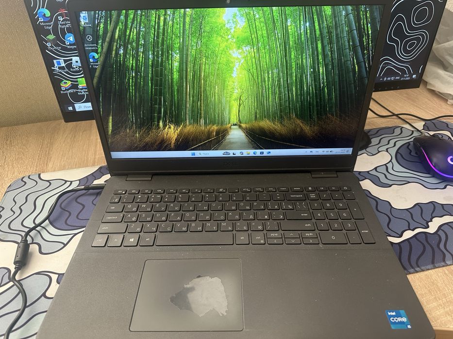 ноутбук Dell Vostro 3500