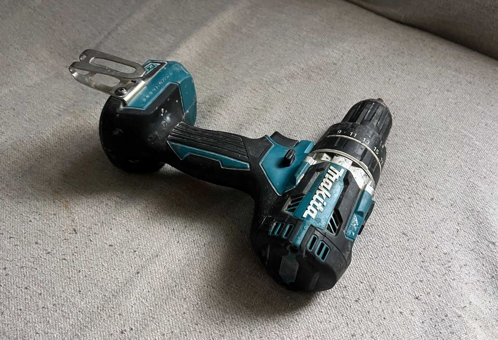 Makita DHP484 LXT 18V brushless functional defect comutator doar corp