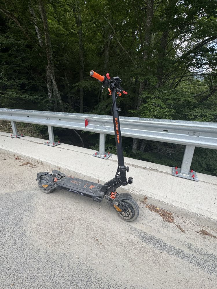 Продавам kugoo kukirin g2 master 2025