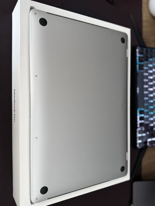 Apple MacBook Pro 16 2019 (fabricat 2021) i7 6-core 16GB RAM 512GB SSD