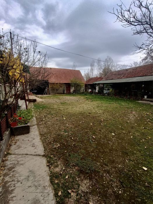 OPORTUNITATE! Casa de vanzare + teren in comuna Sacadat, Bihor