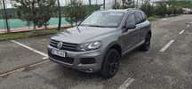 Vând Volkswagen Touareg
