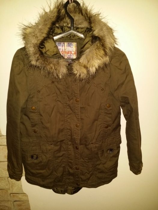 Geaca fete New Look,marimea 10/11 ani,140/146 cm,stare buna