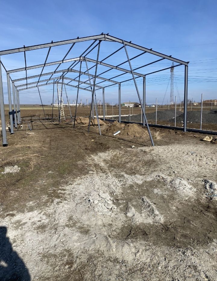 Vand structura metalica pentru hala de 11X25X4 metri, confectionata di