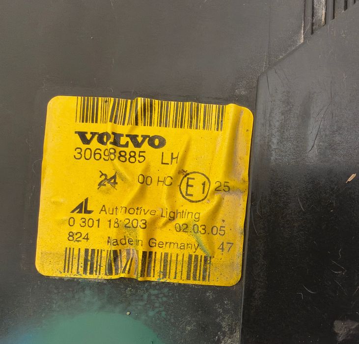 Far Volvo V40, S50 parte stânga