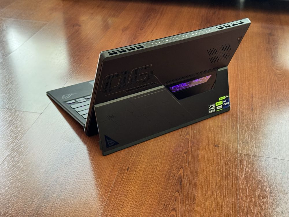 13.4’QHD+165Hz/i9-13900H/RTX 4060/Asus ROG Flow Z13/16GB LPDDR5/1TB