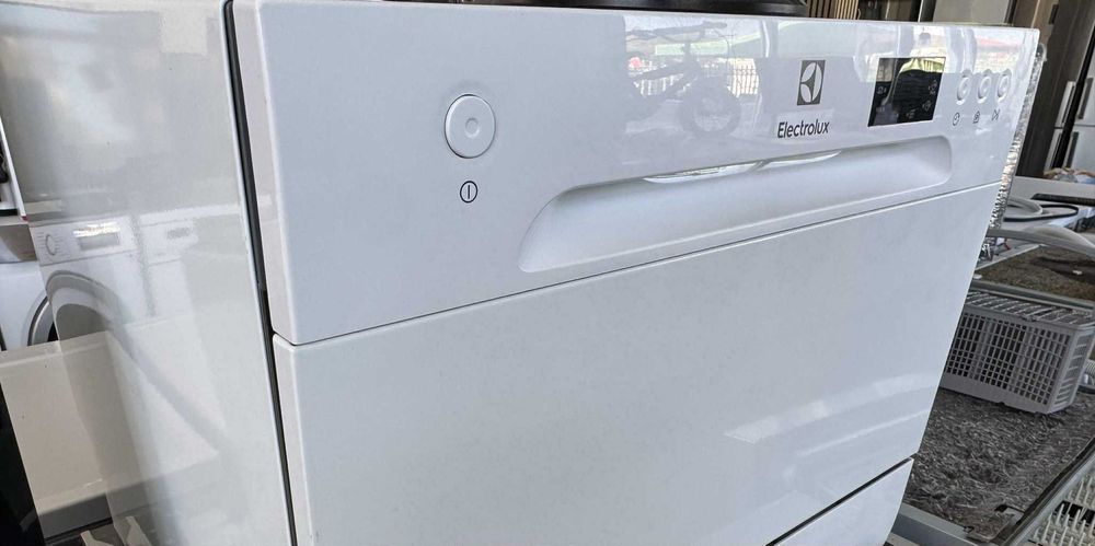 Съдомиялна Electrolux тип кубче