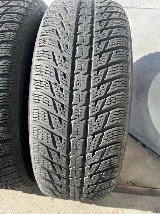 4 бр. зимни гуми 235/65/17 Nokian SUV 5,5-6 mm DOT 2316